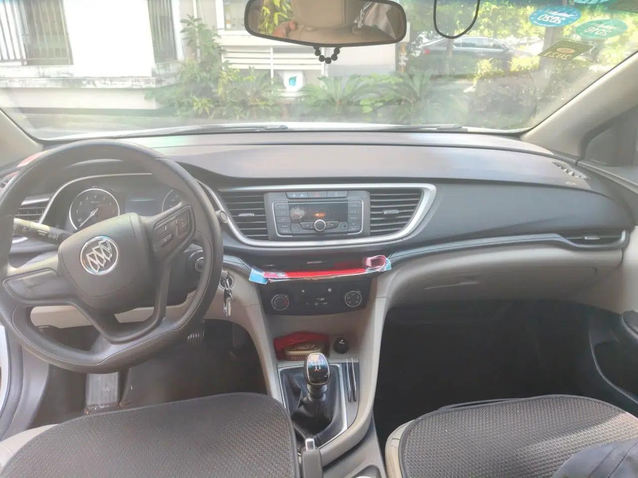 Buick GT 2017 15N Manual Elite Version — миниатюра 9