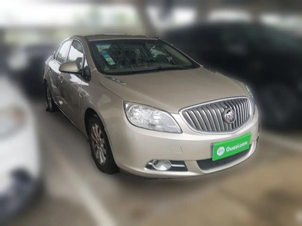 Buick GT 2013 GT 1.6L Automatic Fashion Edition — миниатюра 3