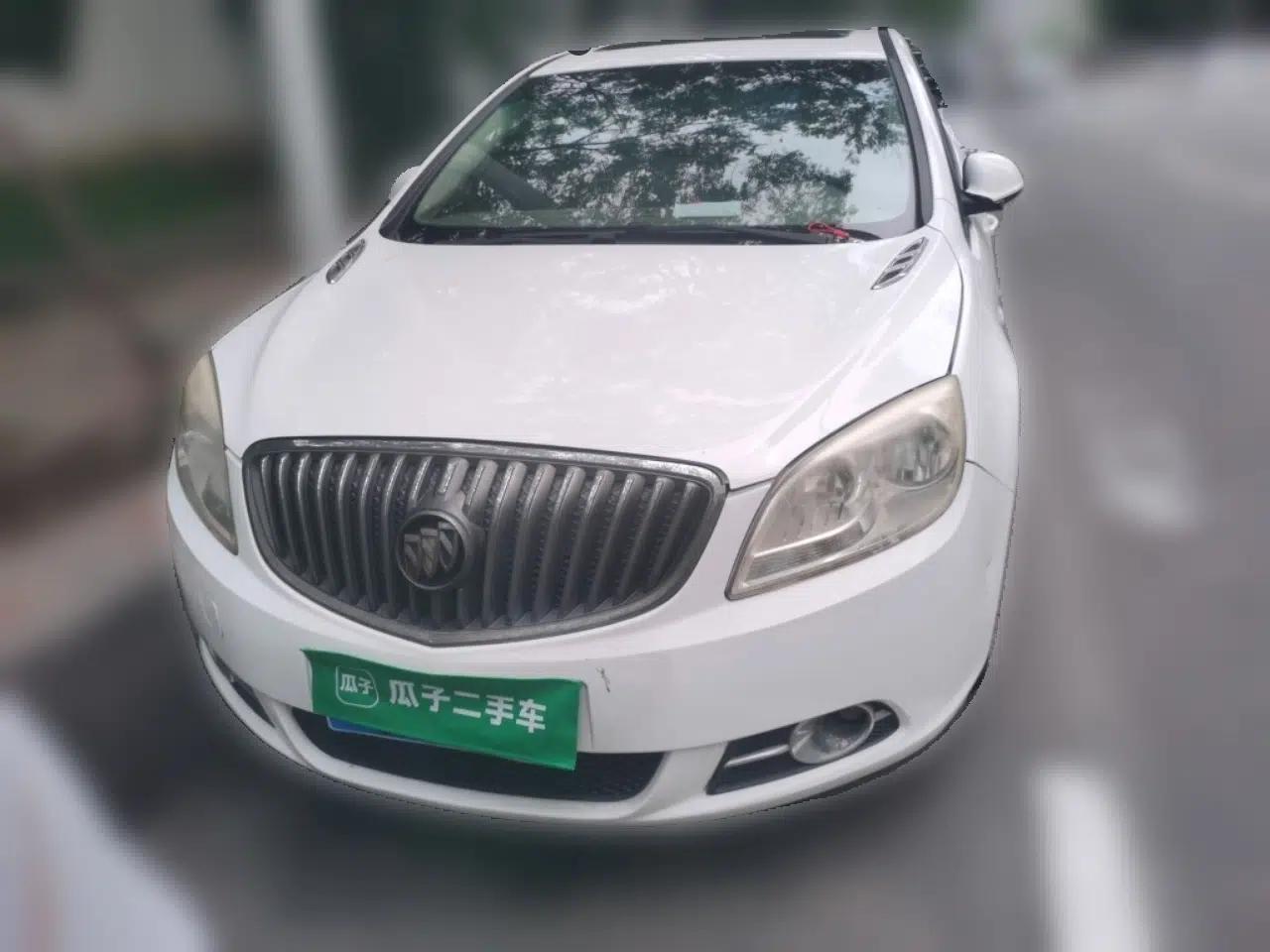 Buick GT 2013 GT 1.6L Automatic Fashion Edition — миниатюра 2
