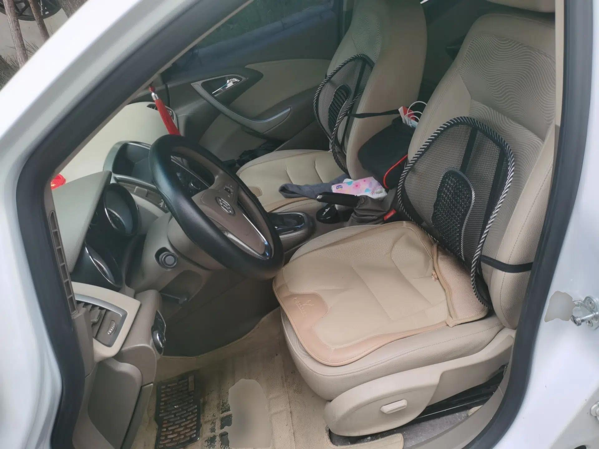 Buick GT 2013 GT 1.6L Automatic Fashion Edition — миниатюра 15