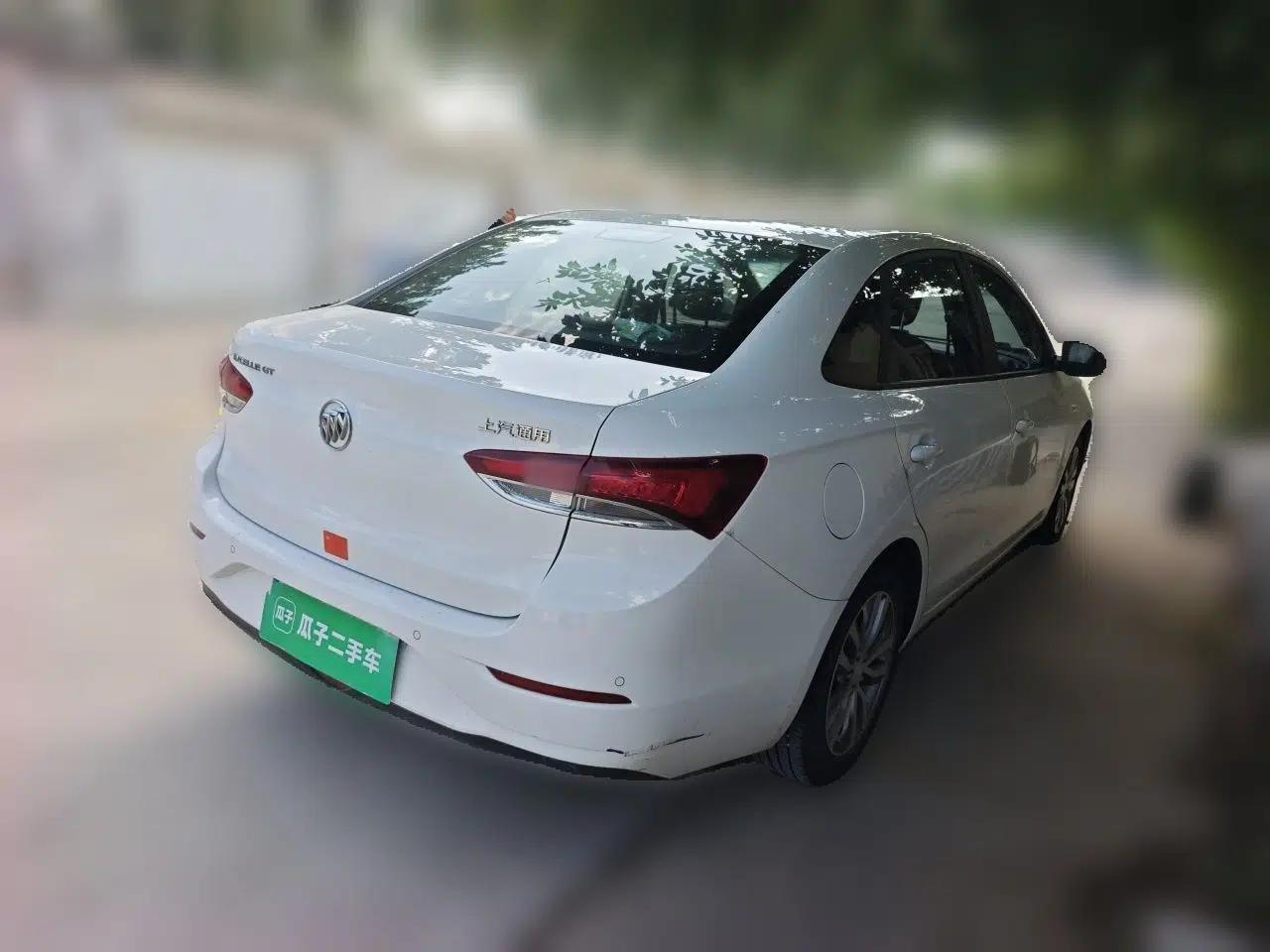 Buick GT 2021 1.3T Automatic Mild Hybrid Elite Version — миниатюра 6