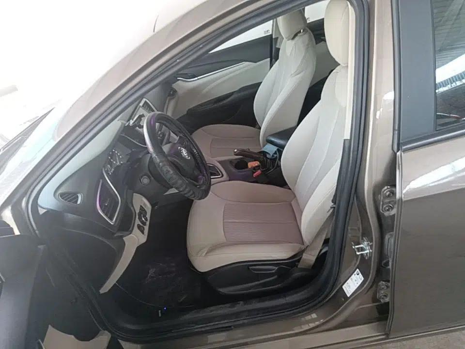 Buick GT 2017 15N Automatic Entry-Level Trim — миниатюра 17