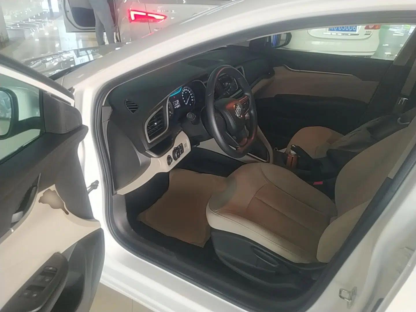 Buick GT 2019 15T Dual-Clutch Advanced Version China VI Standard — миниатюра 18