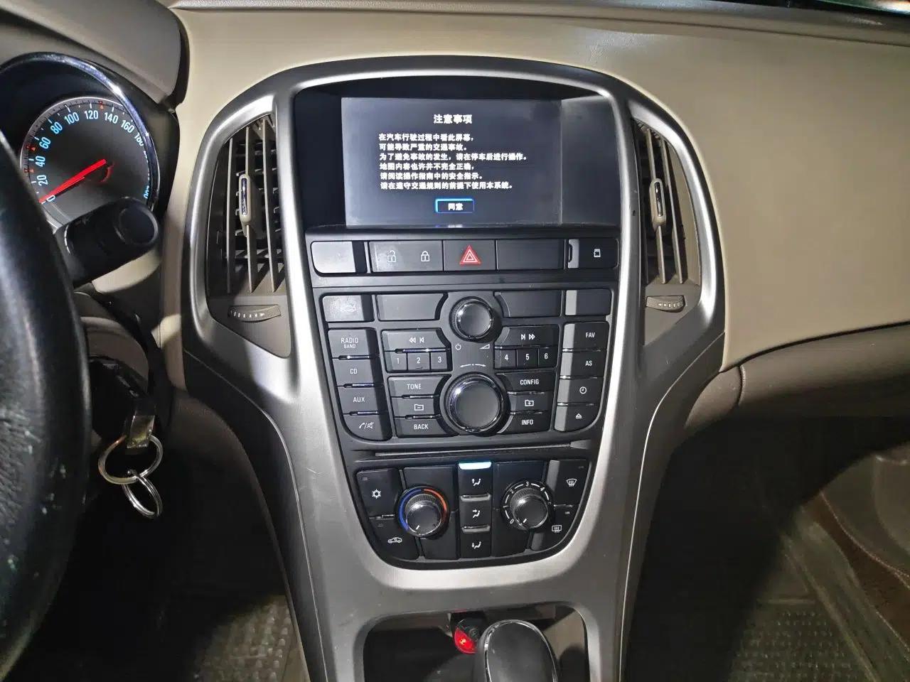 Buick GT 2012 GT 1.6L Automatic Comfort Edition — миниатюра 13
