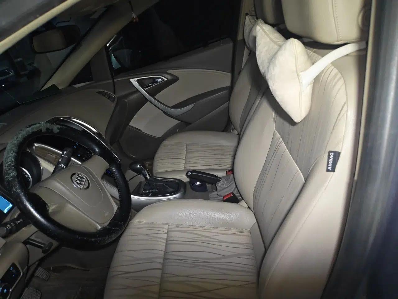 Buick GT 2012 GT 1.6L Automatic Comfort Edition — миниатюра 15
