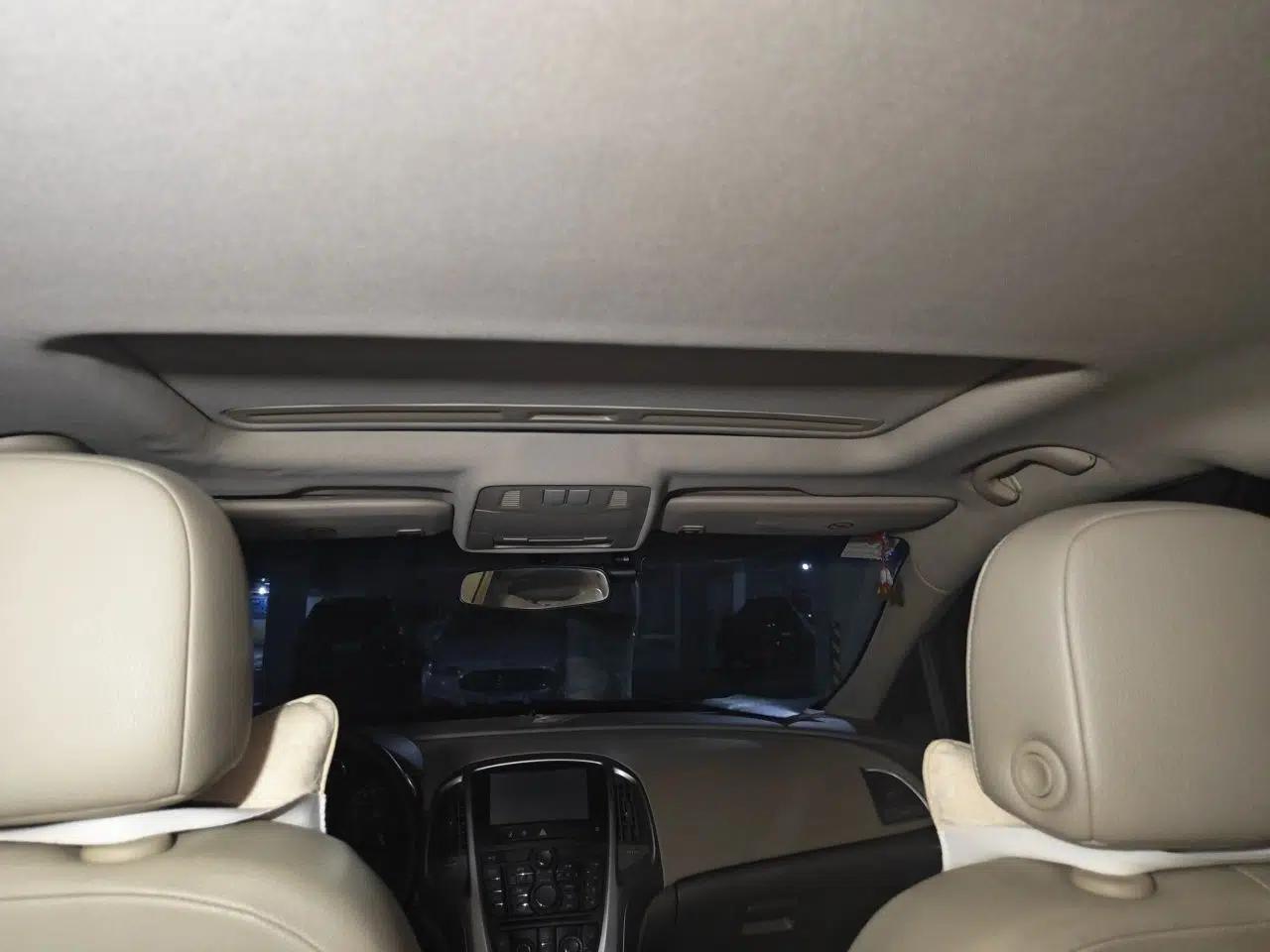 Buick GT 2012 GT 1.6L Automatic Comfort Edition — миниатюра 18