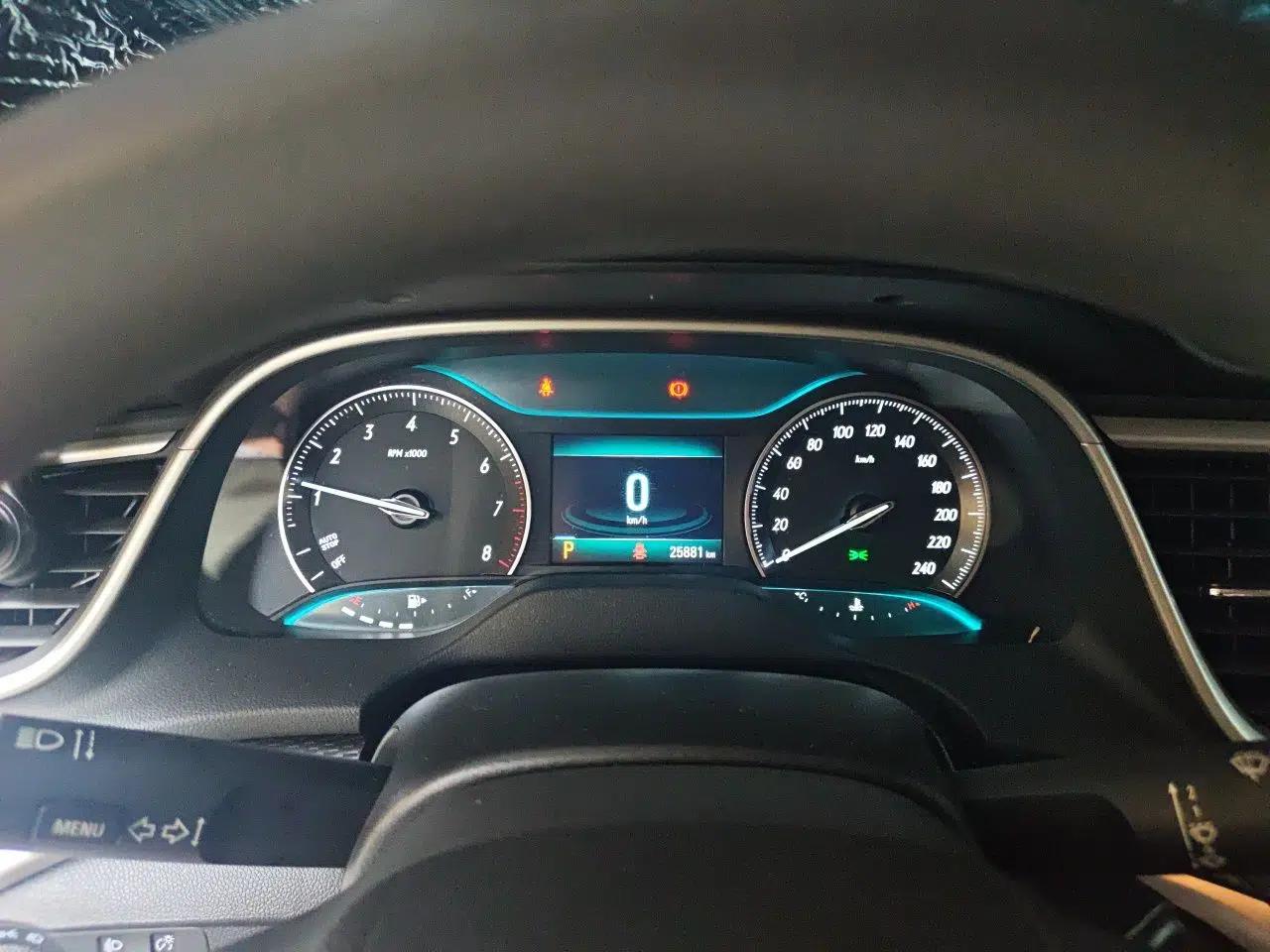 Buick GT 2021 Revised Version 1.3T Automatic Mild Hybrid Elite Edition — миниатюра 11