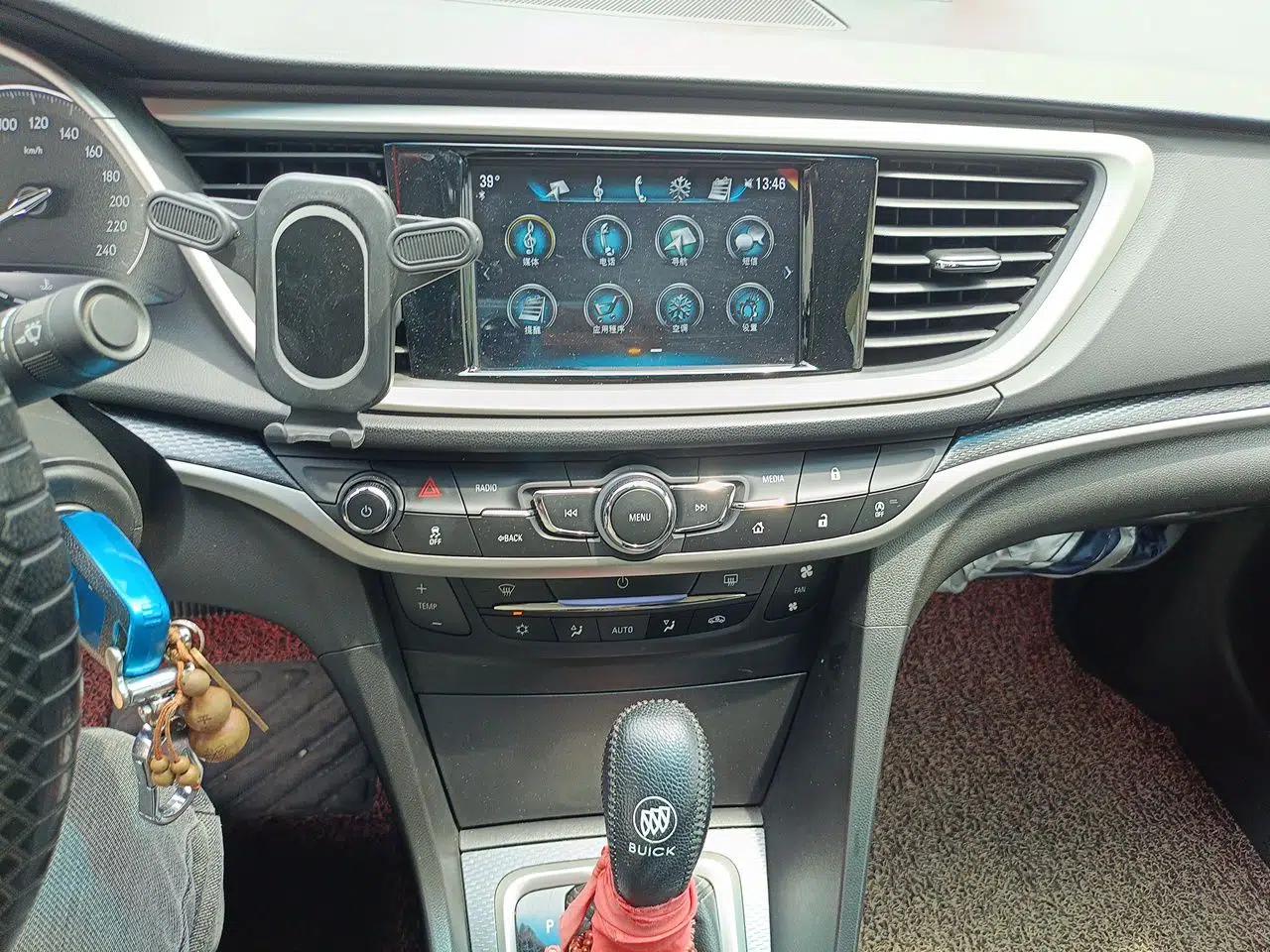 Buick GT 2019 18T Automatic Connected Elite Model China VI Standard — миниатюра 13