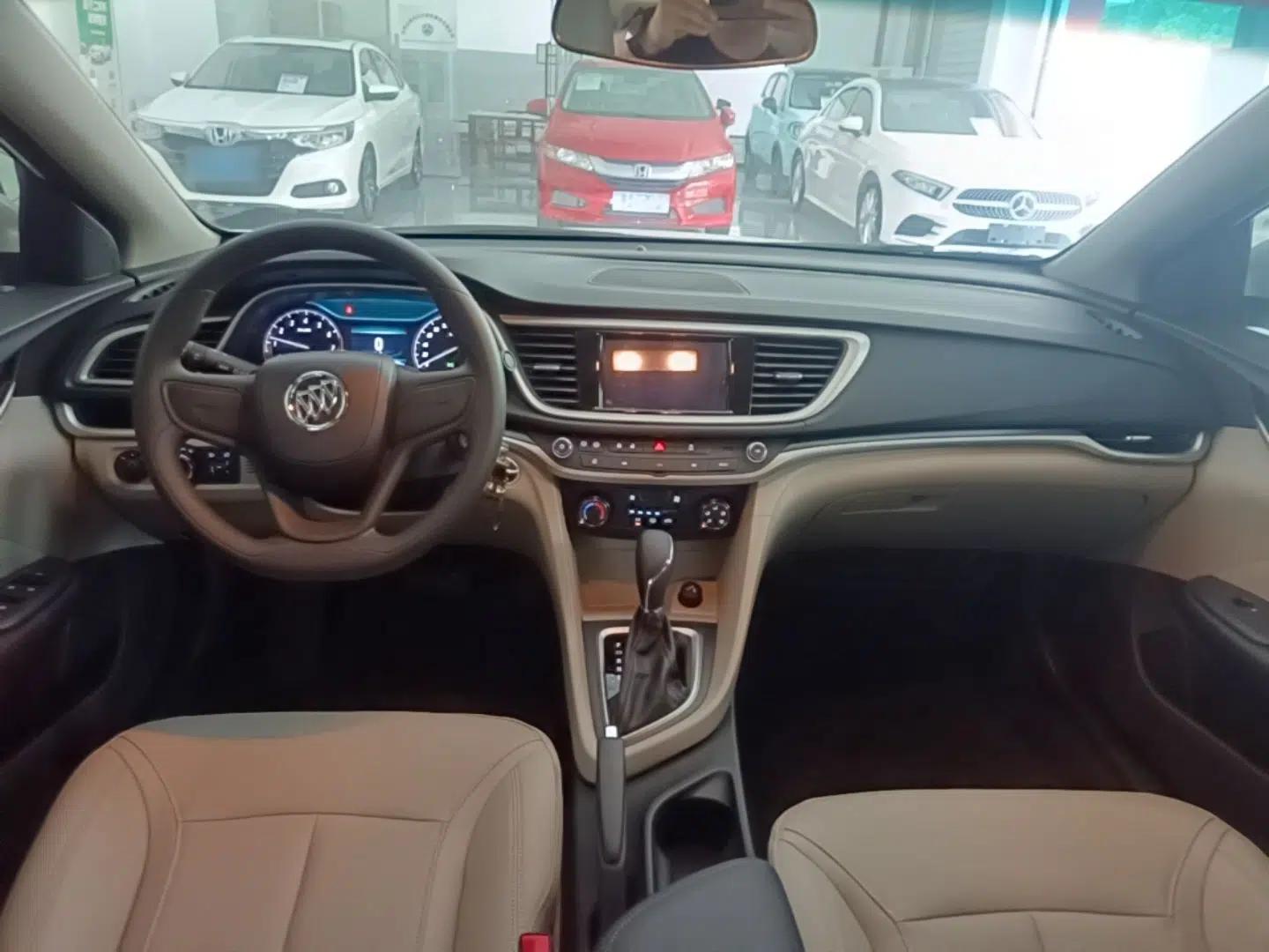 Buick GT 2021 Exemplar 1.5L Automatic Elite Version — миниатюра 12