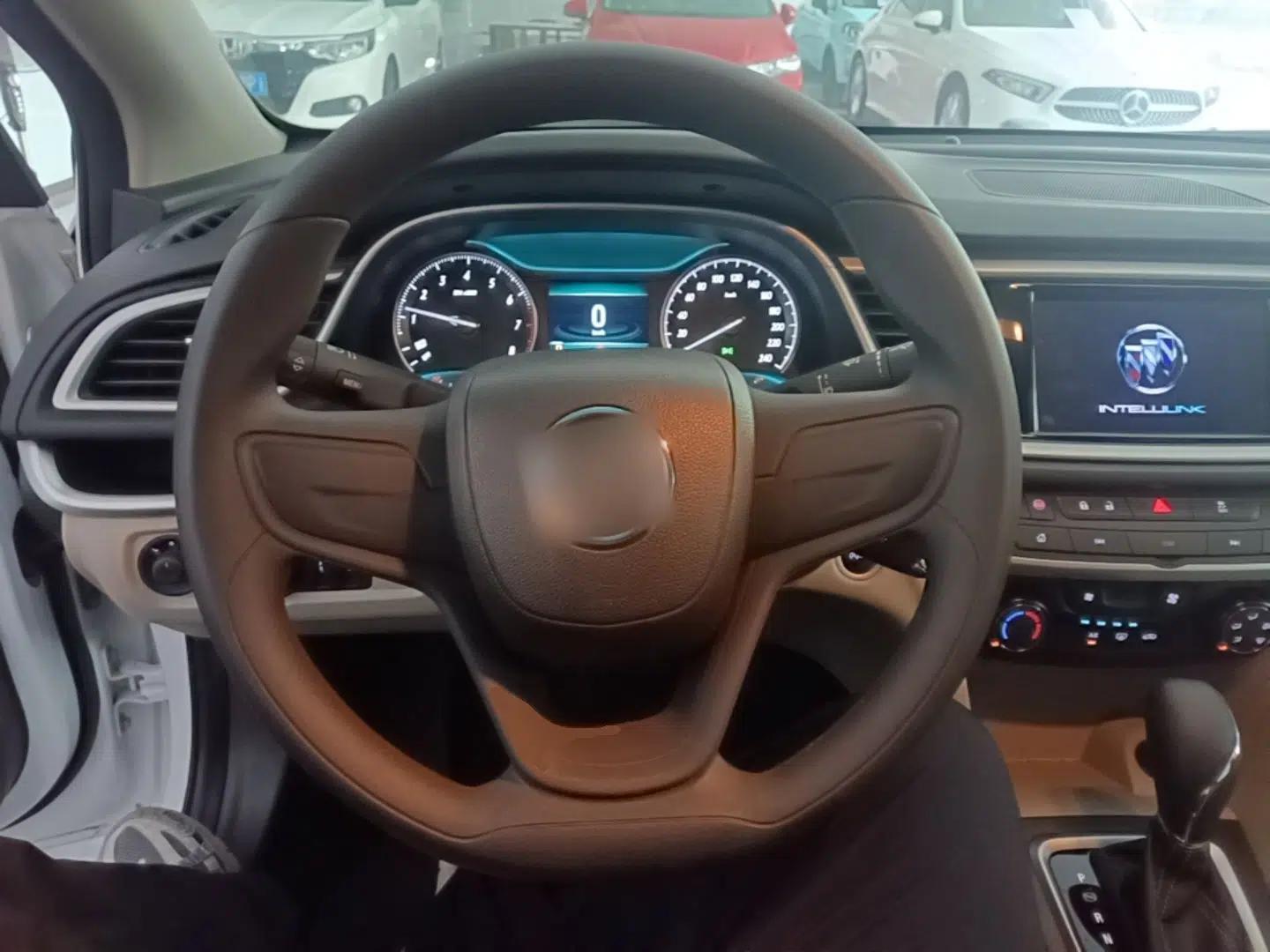 Buick GT 2021 Exemplar 1.5L Automatic Elite Version — миниатюра 13
