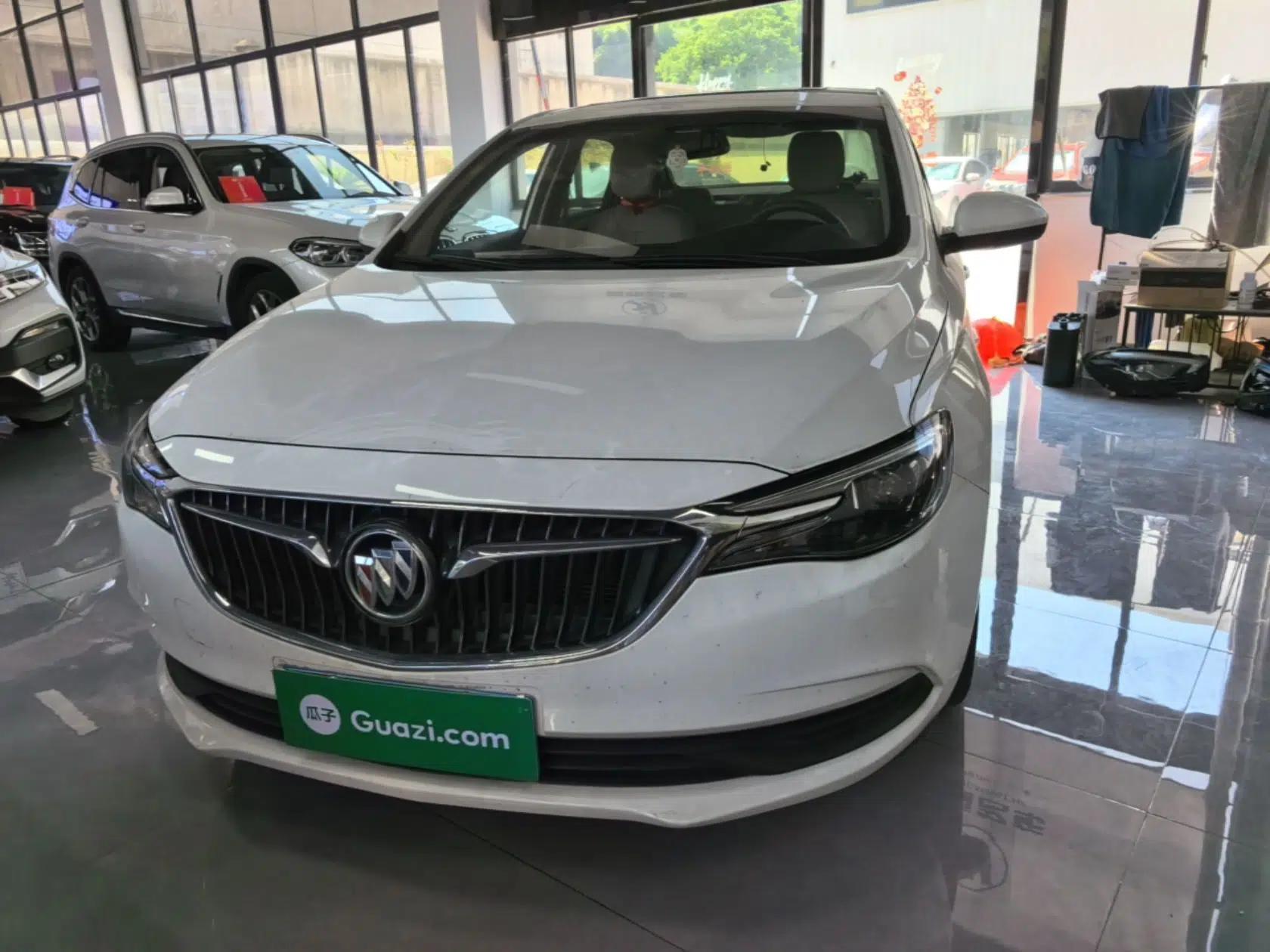 Buick GT 2021 Exemplar 1.5L Automatic Elite Version — миниатюра 1