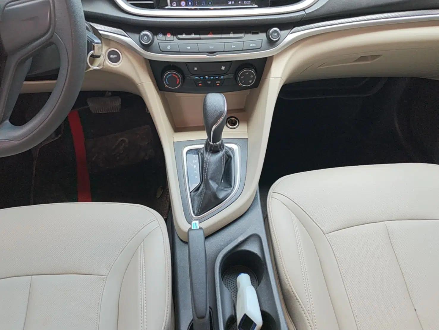 Buick GT 2021 Exemplar 1.5L Automatic Elite Version — миниатюра 21