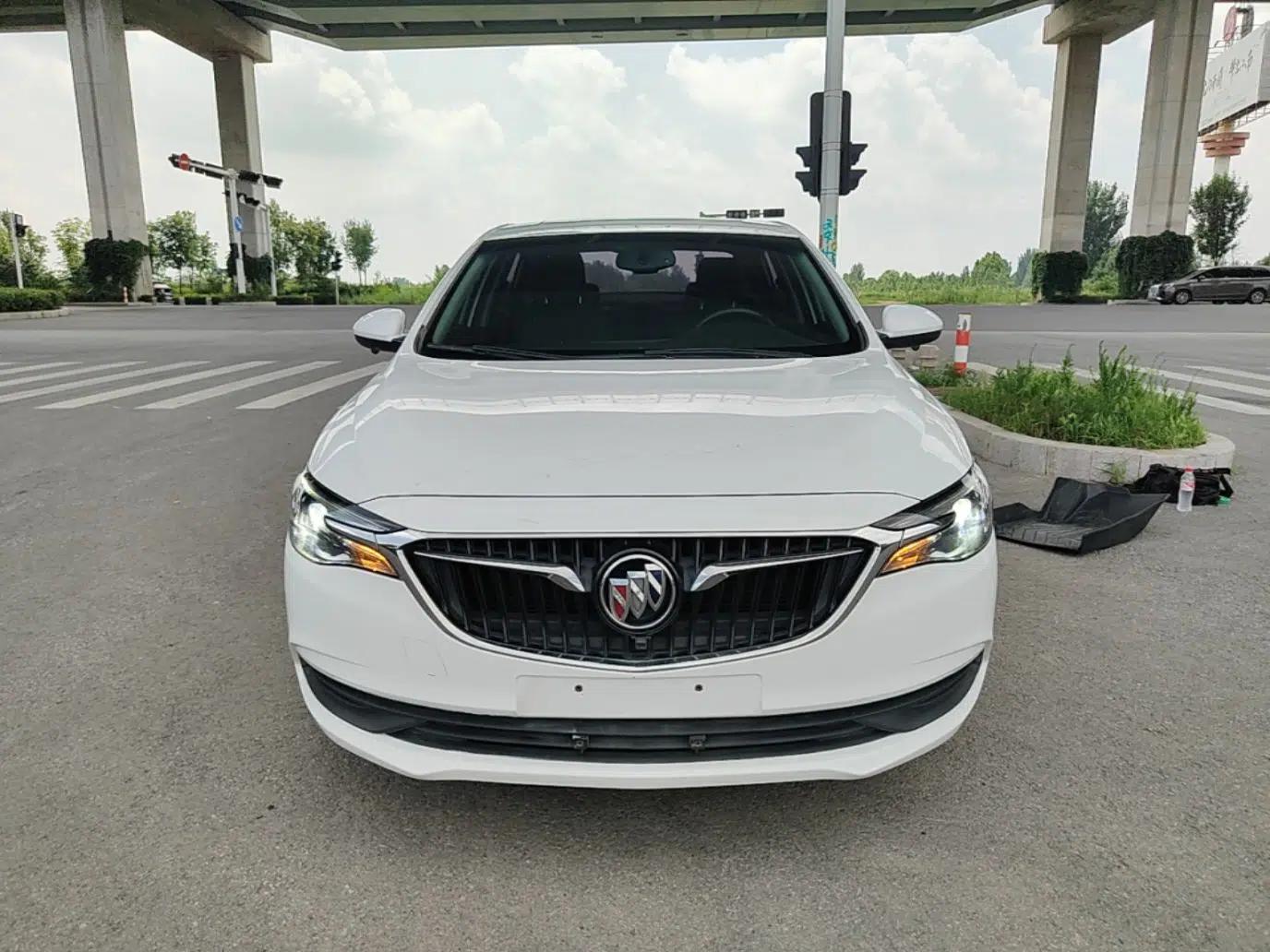 Buick GT 2019 18T Automatic Connected Elite Model China VI Standard — миниатюра 2