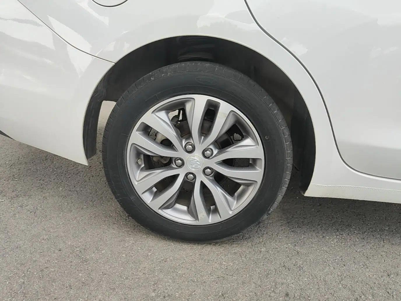 Buick GT 2019 18T Automatic Connected Elite Model China VI Standard — миниатюра 11