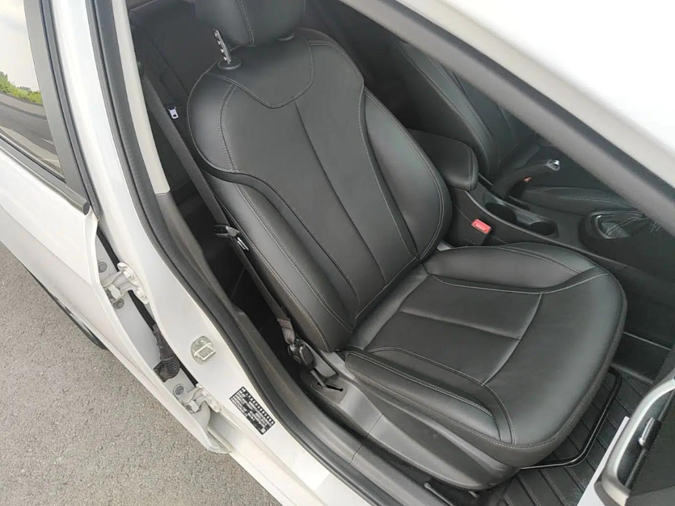 Buick GT 2019 18T Automatic Connected Elite Model China VI Standard — миниатюра 24