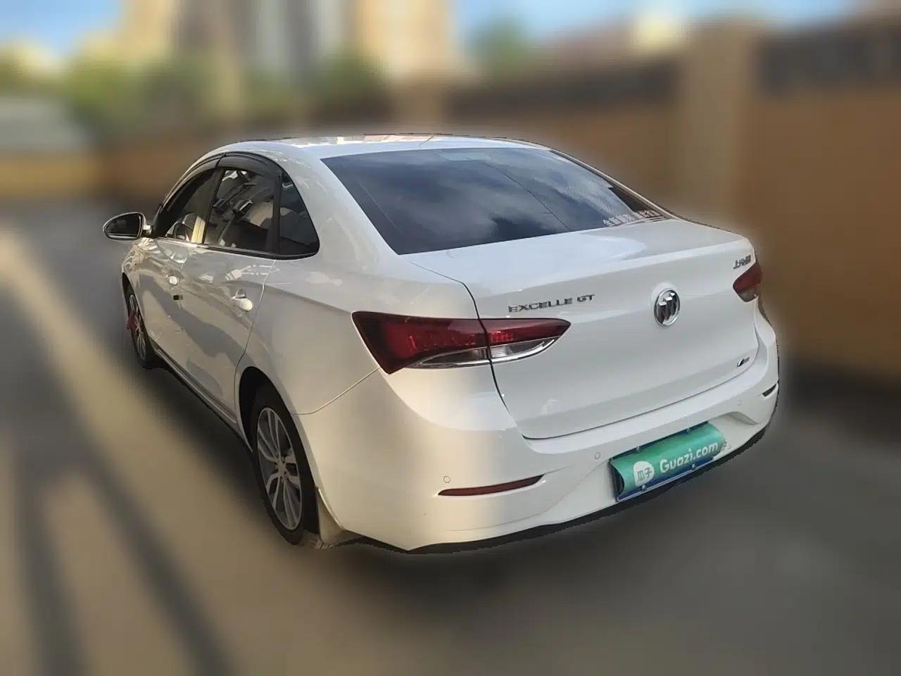Buick GT 2021 Revised Version 1.3T Automatic Mild Hybrid Elite Edition — миниатюра 4