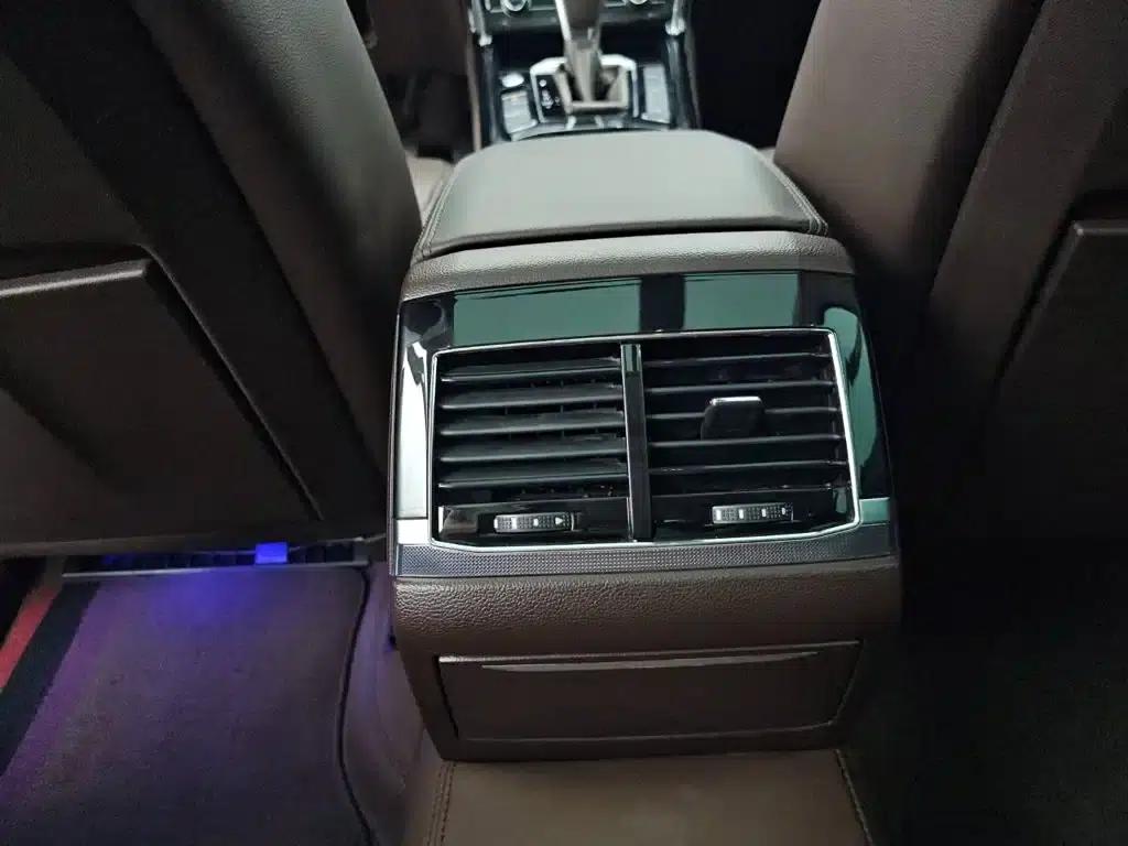 Phideon 2021 380TSI Luxury Edition — миниатюра 13