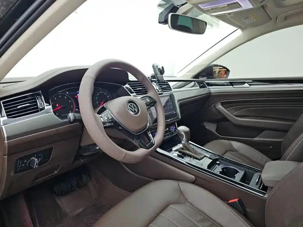 Phideon 2021 380TSI Luxury Edition — миниатюра 6