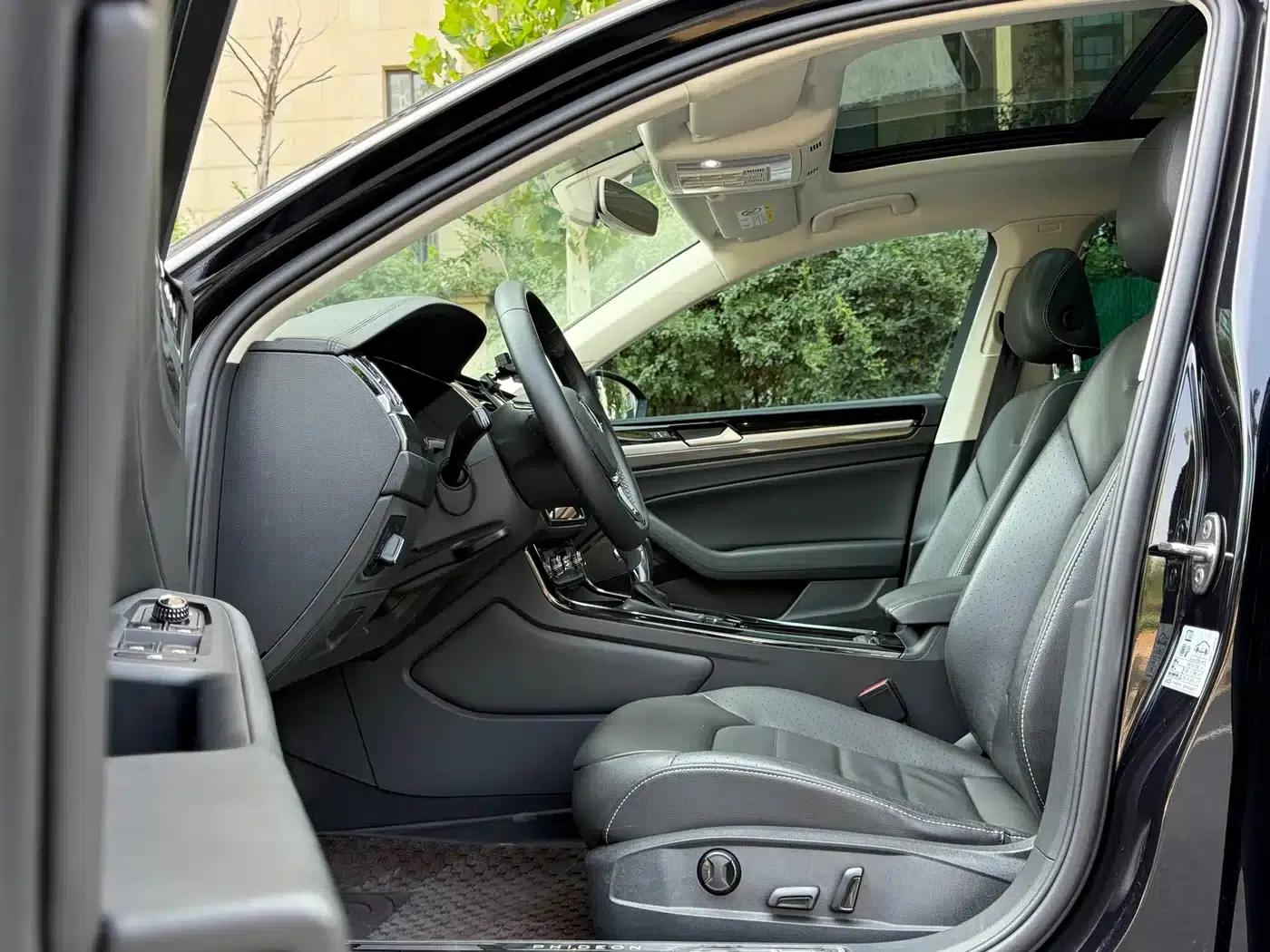 Phideon 2021 380TSI Luxury Edition — миниатюра 4
