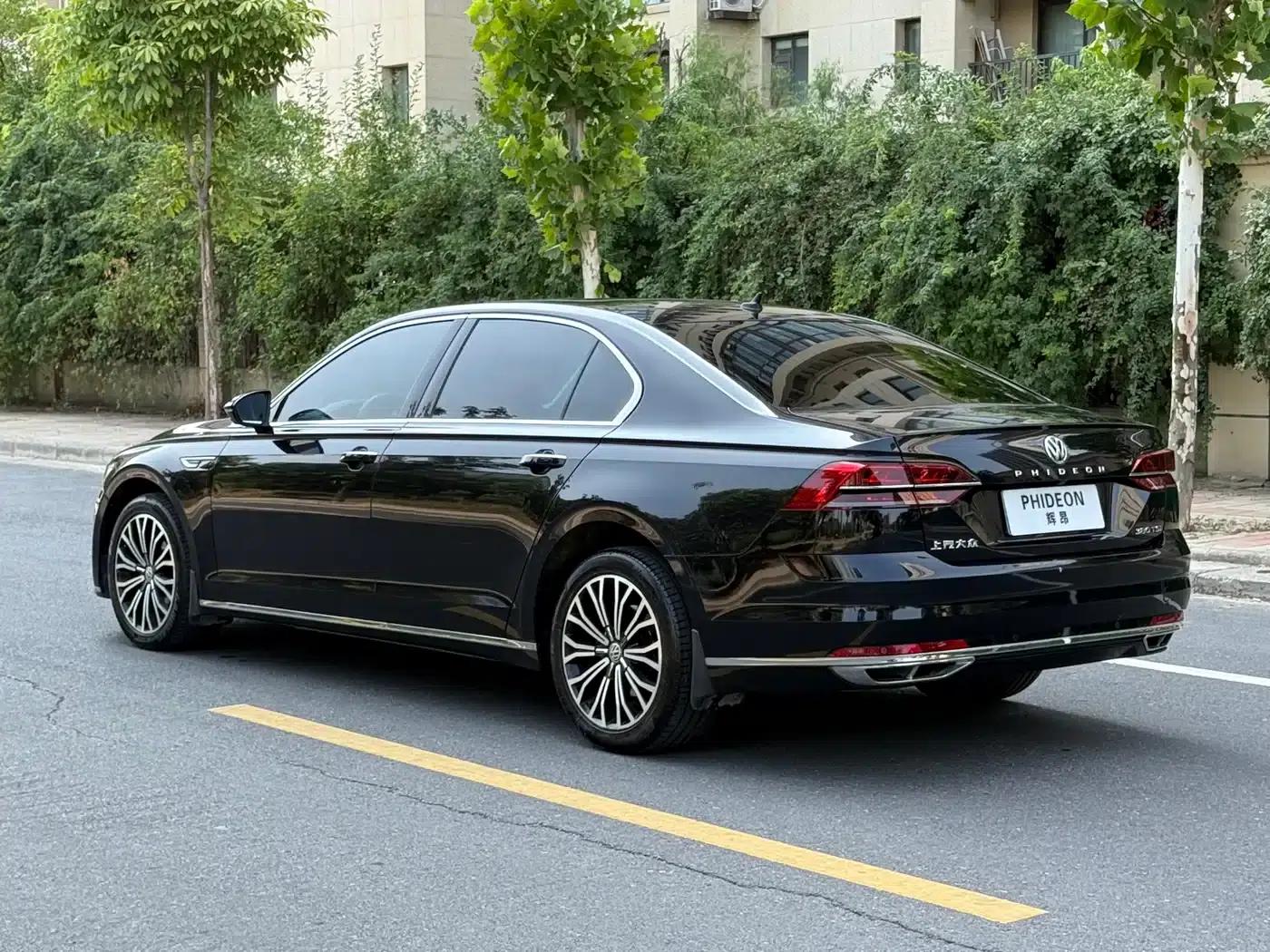 Phideon 2021 380TSI Luxury Edition — миниатюра 9