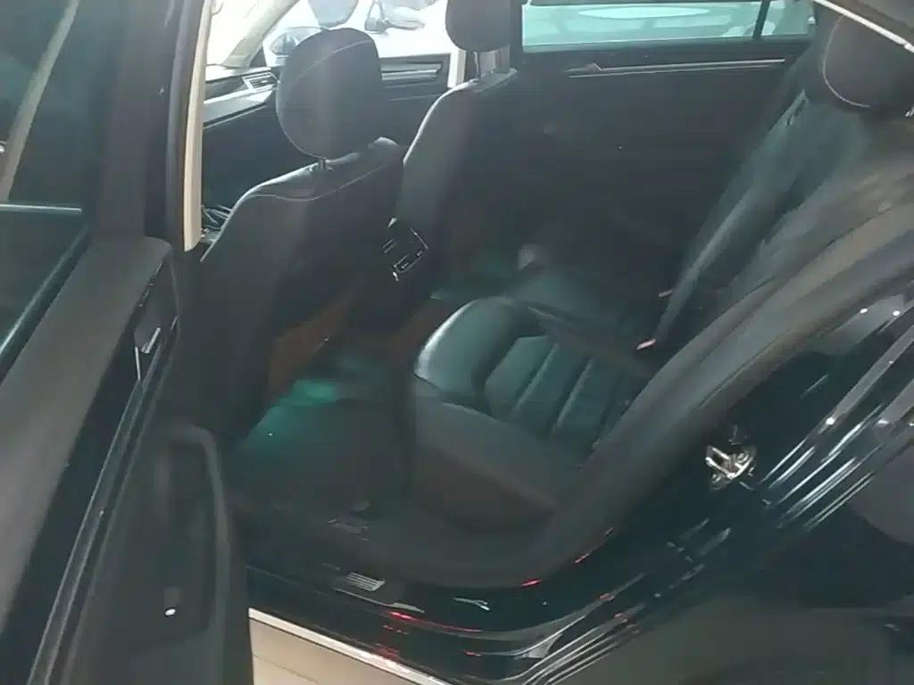 Phideon 2018 Facelift 380TSI 2WD Business Edition — миниатюра 17