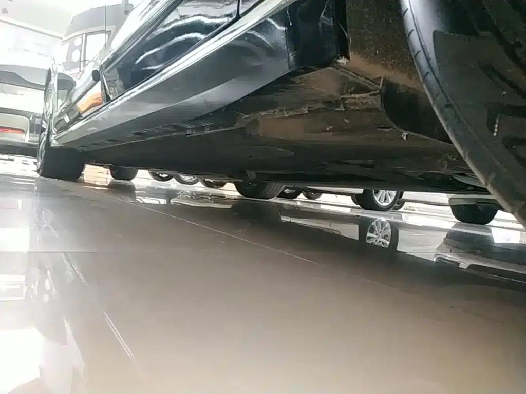 Phideon 2018 Facelift 380TSI 2WD Business Edition — миниатюра 22