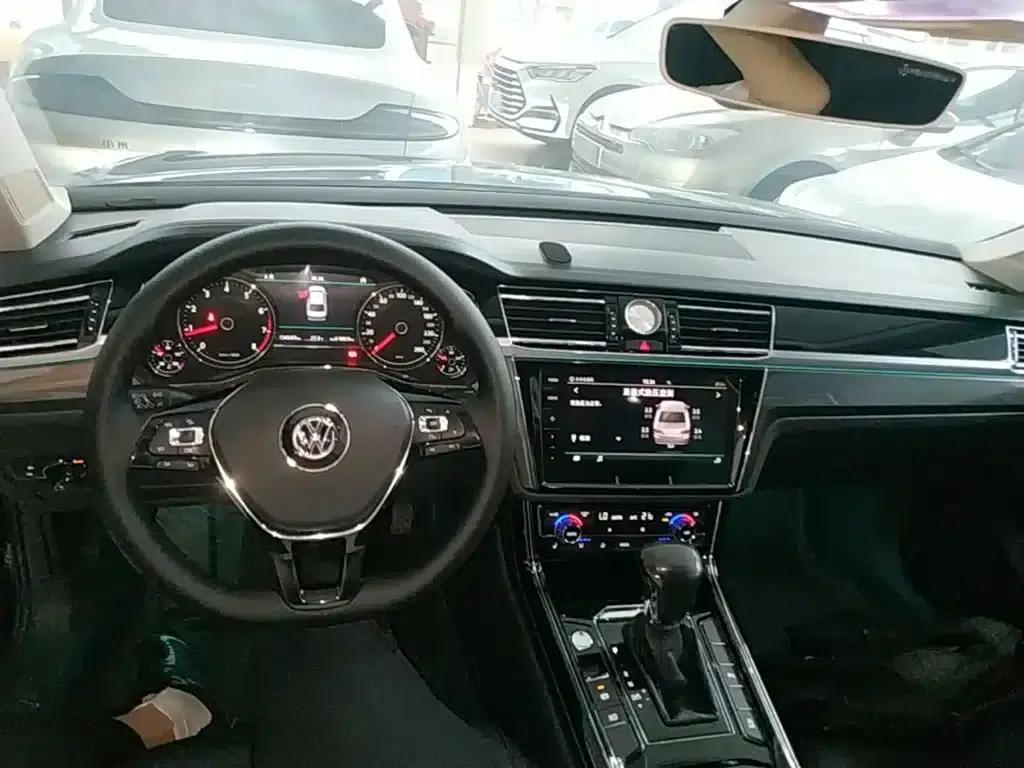 Phideon 2018 Facelift 380TSI 2WD Business Edition — миниатюра 10