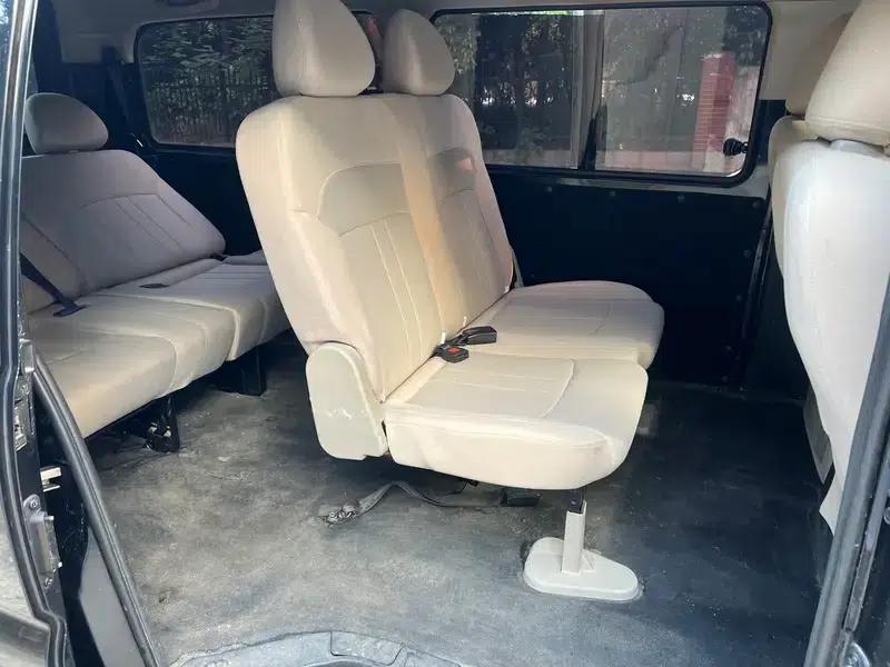 Lingzhi 2023 M5 1.6L Practical 7-Seater — миниатюра 8