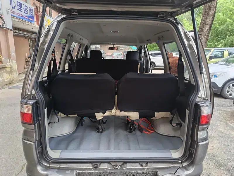 Lingzhi 2015 V3 1.5L 7-seater Standard Model — миниатюра 15