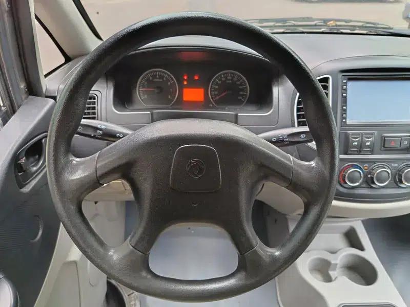 Lingzhi 2015 V3 1.5L 7-seater Standard Model — миниатюра 10