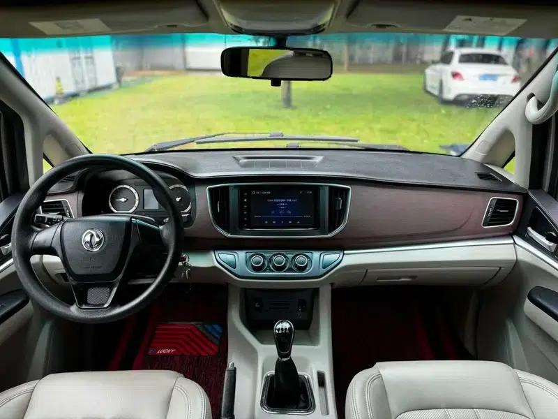Lingzhi 2018 M5L 1.6L 7-seater Luxury — миниатюра 10