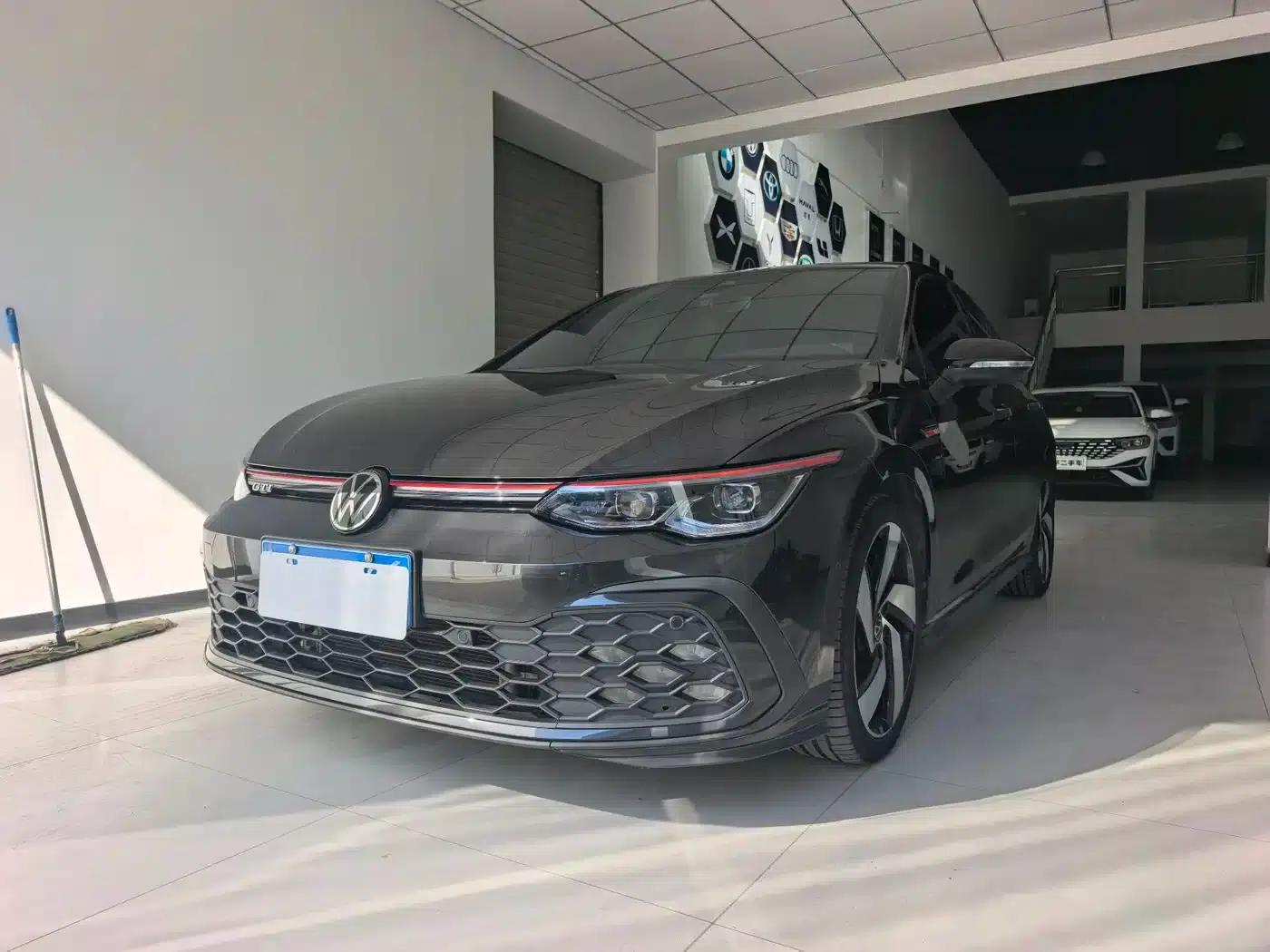 2023 Golf GTI 380TSI DSG GTI — миниатюра 1