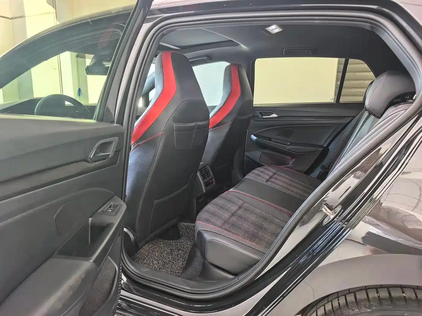 2023 Golf GTI 380TSI DSG GTI — миниатюра 11