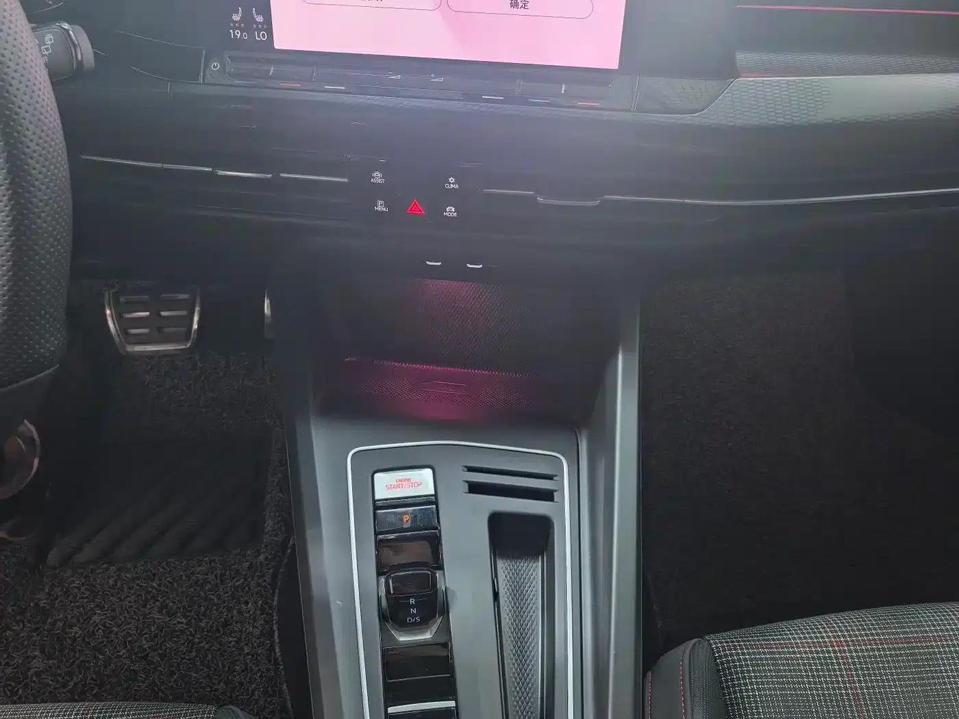 2023 Golf GTI 380TSI DSG GTI — миниатюра 8