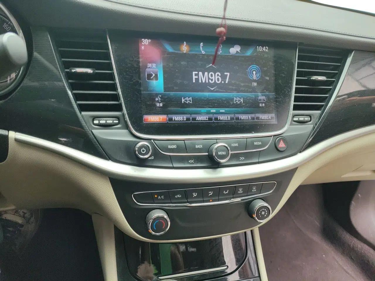Buick Verano 2017 Sedan 15S Automatic Leading Model — миниатюра 13