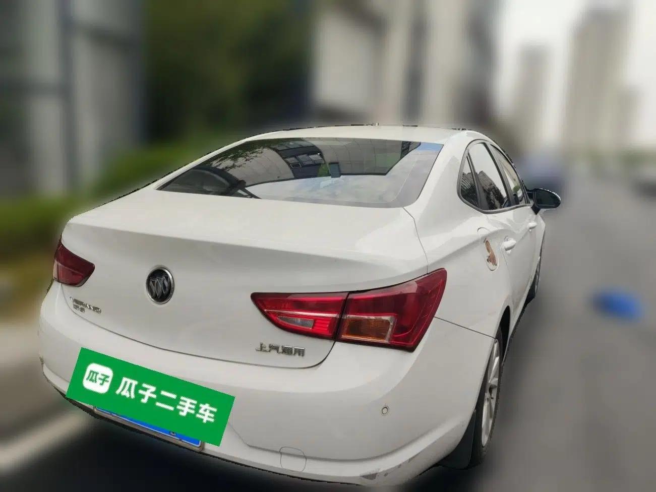 Buick Verano 2017 Sedan 15S Automatic Leading Model — миниатюра 6