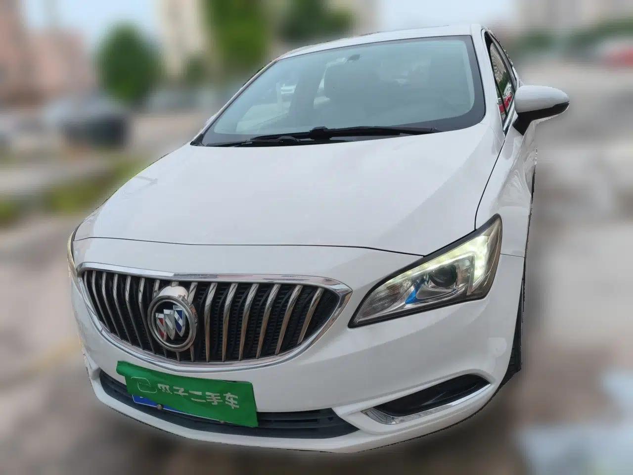 Buick Verano 2017 Sedan 15S Automatic Leading Model — миниатюра 2