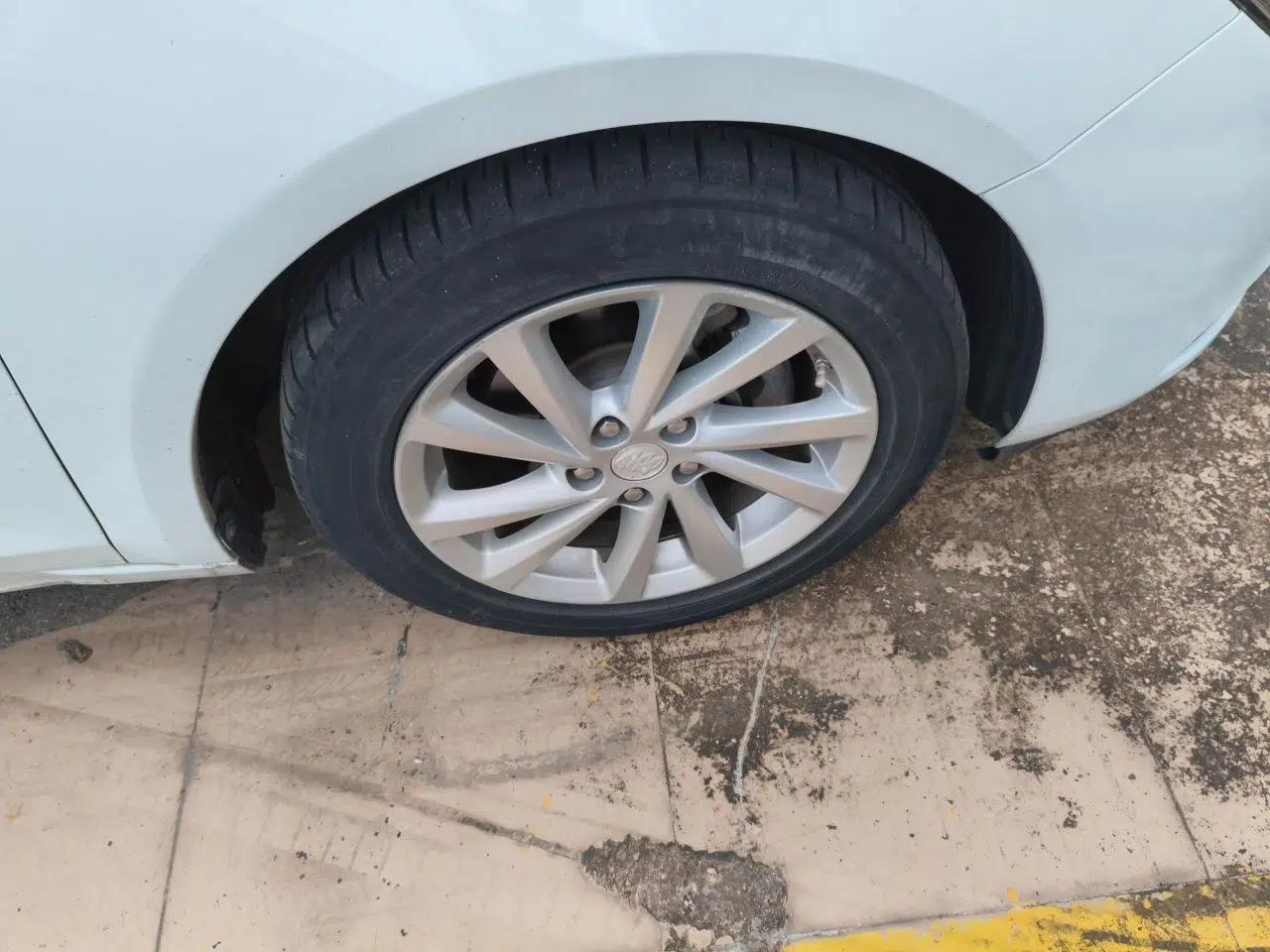 Buick Verano 2017 Sedan 15S Automatic Leading Model — миниатюра 8
