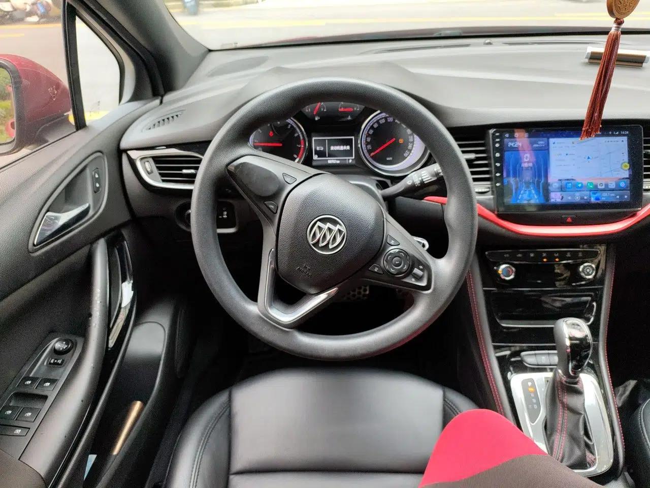 Buick Verano 2016 Two-Door GS 20T Dual-Clutch Haoting Sporty Model — миниатюра 10