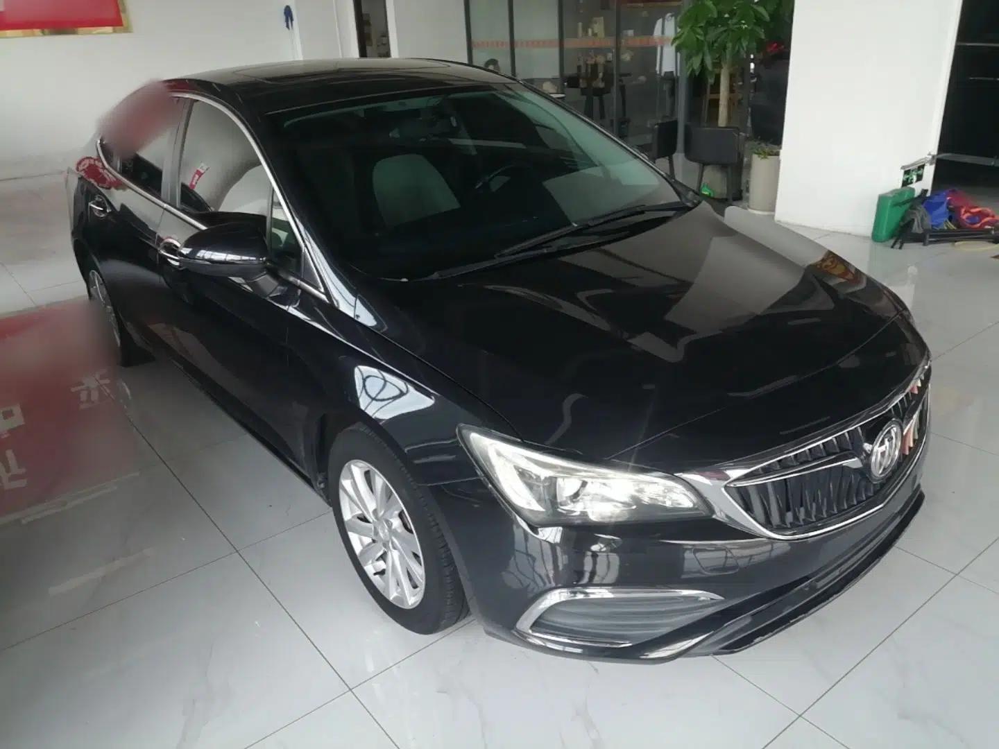 Buick Verano 2018 Sedan 15S Automatic Leading Model — миниатюра 3