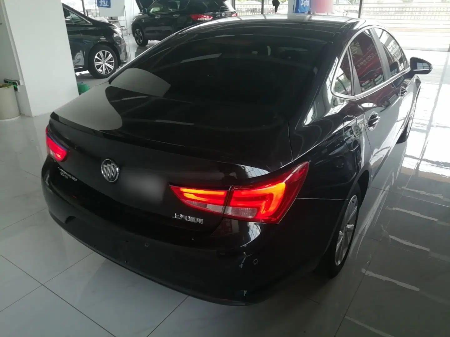 Buick Verano 2018 Sedan 15S Automatic Leading Model — миниатюра 6
