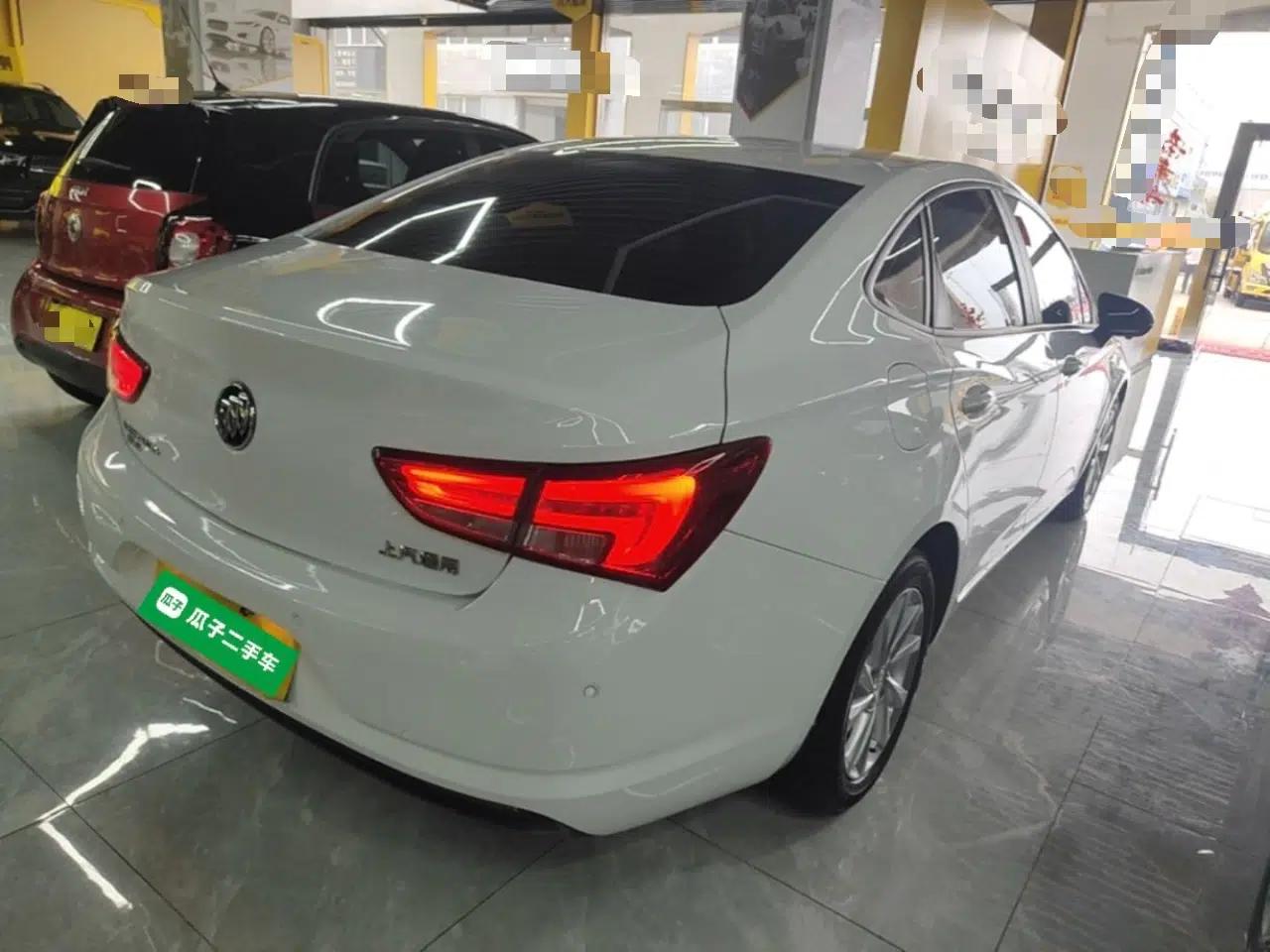 Buick Verano 2018 Sedan 15S Automatic Leading Model — миниатюра 6