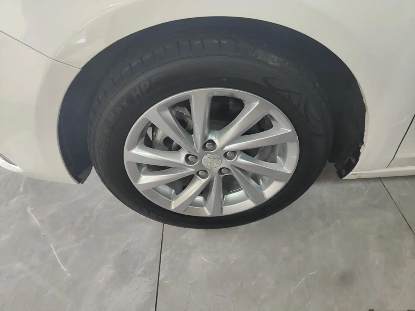 Buick Verano 2018 Sedan 15S Automatic Leading Model — миниатюра 10