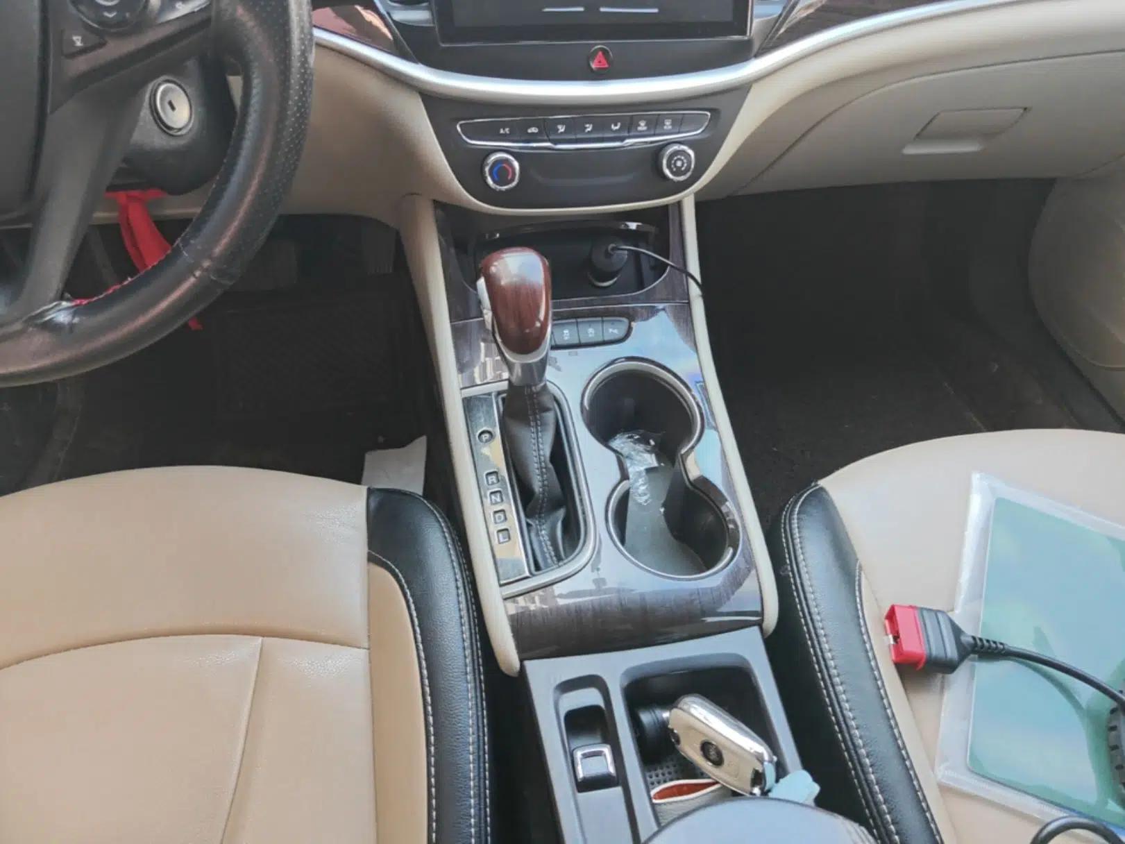 Buick Verano 2019 Sedan 15S Automatic Entry Model — миниатюра 16
