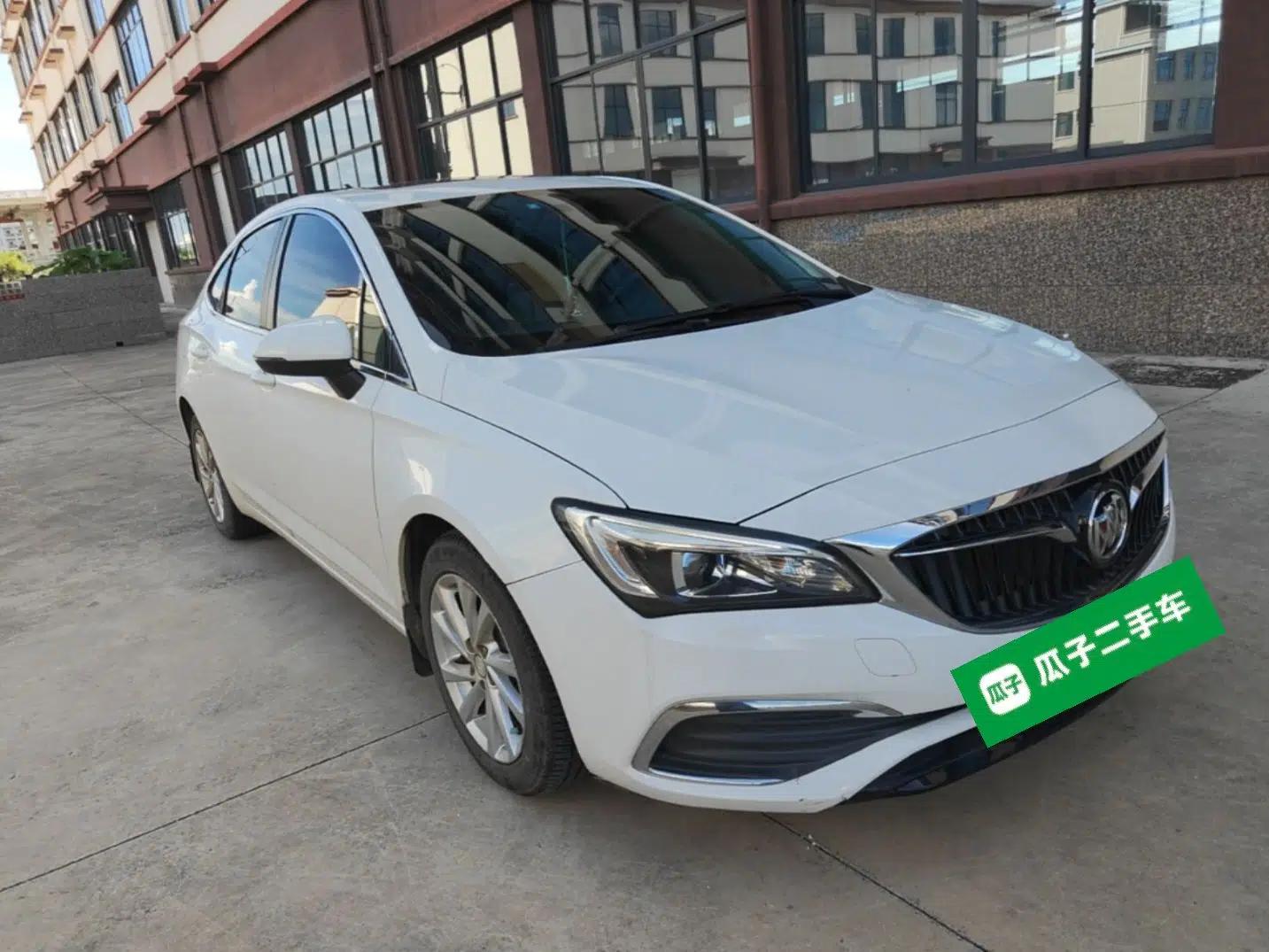 Buick Verano 2019 Sedan 15S Automatic Entry Model — миниатюра 3
