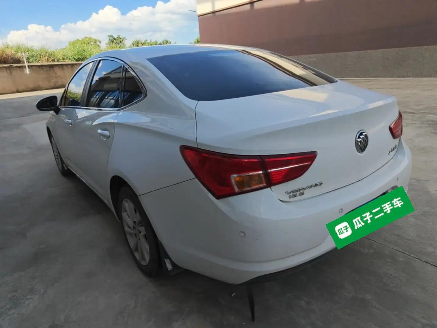 Buick Verano 2019 Sedan 15S Automatic Entry Model — миниатюра 4