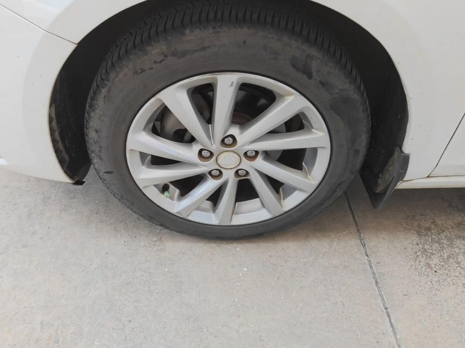 Buick Verano 2019 Sedan 15S Automatic Entry Model — миниатюра 10