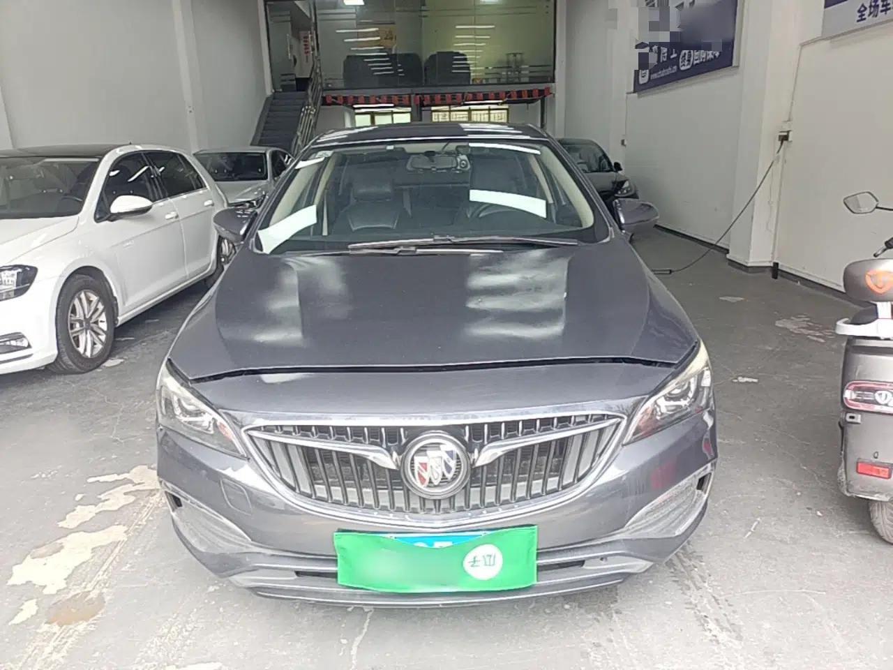 Buick Verano 2018 Sedan 15S Automatic Entry Model — миниатюра 2