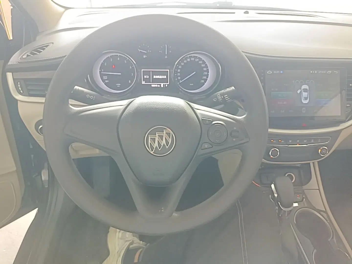 Buick Verano 2018 Sedan 15S Automatic Entry Model — миниатюра 18