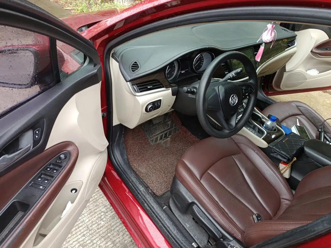 Buick Verano 2018 Sedan 15S Automatic Entry Model — миниатюра 16